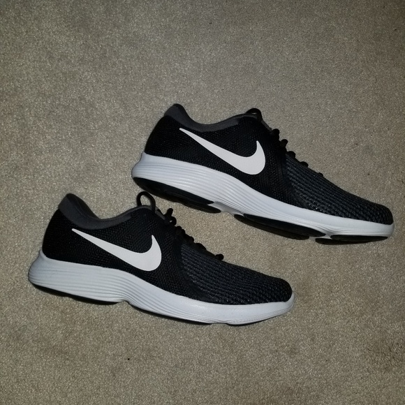 women's 11w sneakers